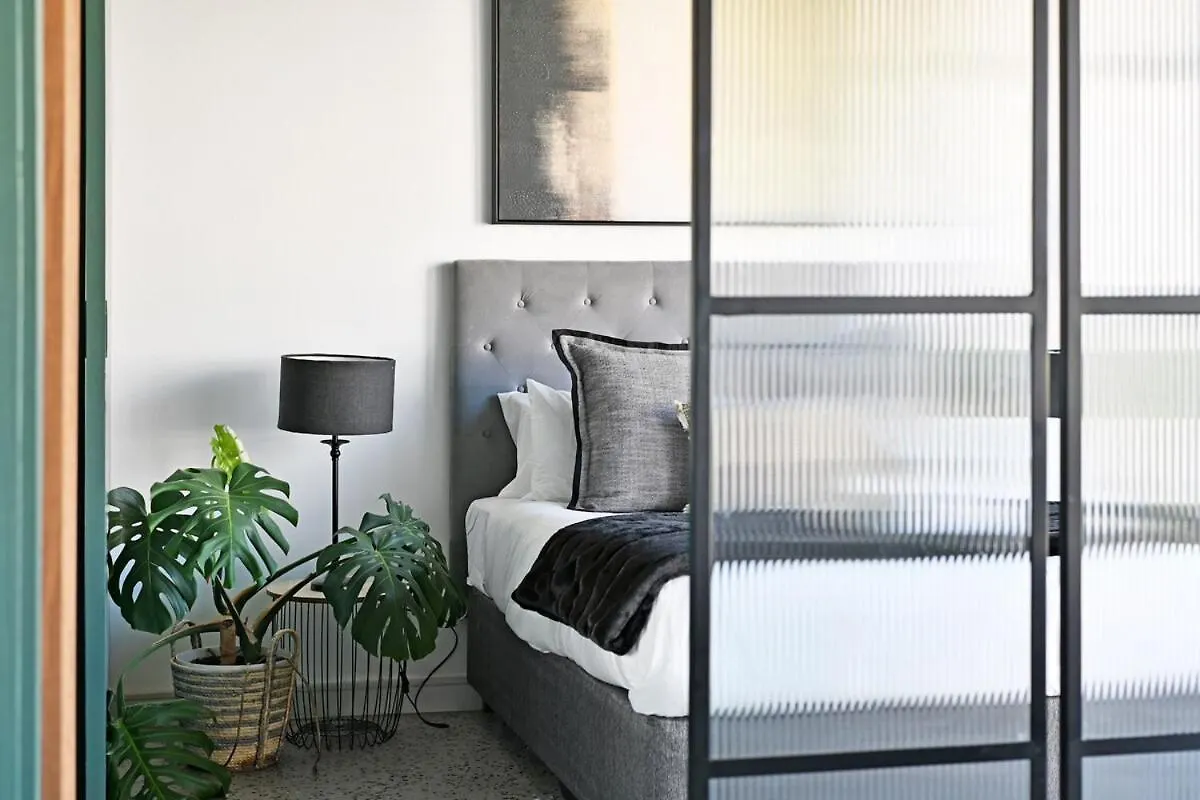 Apartment Kira - 1Br Urban Oasis With Views & Rooftop Pool Cape Town