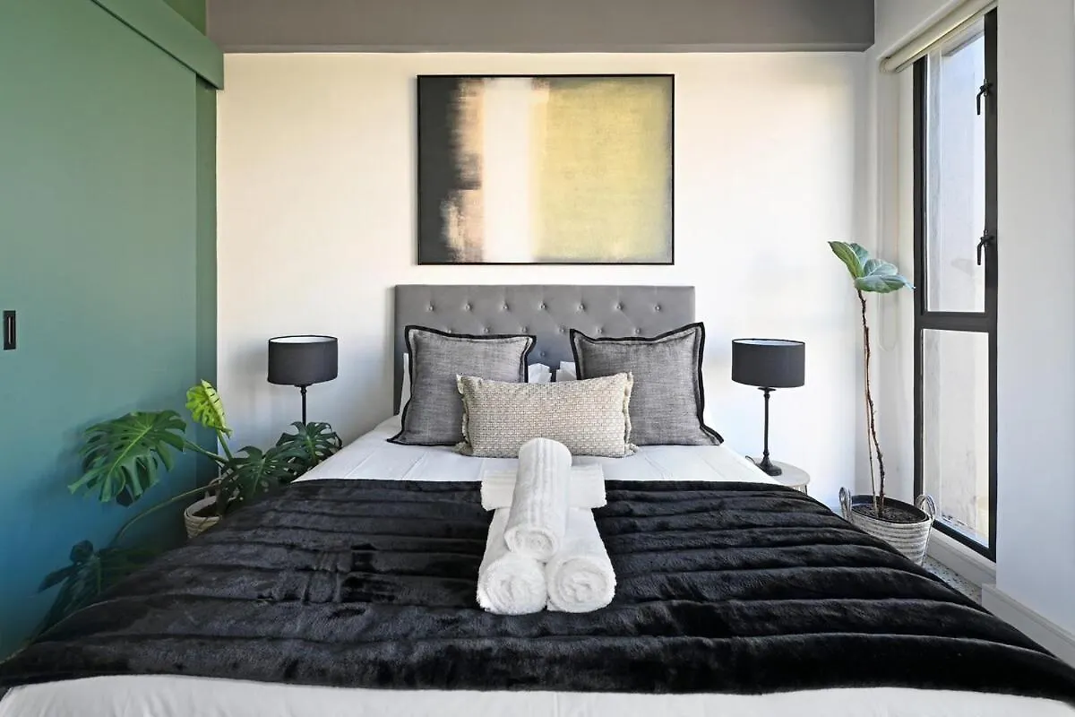 Kira - 1Br Urban Oasis With Views & Rooftop Pool Cape Town 0*,  South Africa