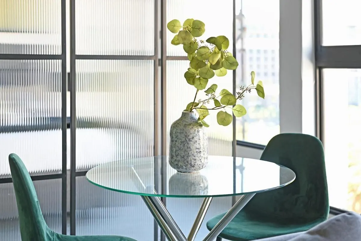 Kira - 1Br Urban Oasis With Views & Rooftop Pool Cape Town
