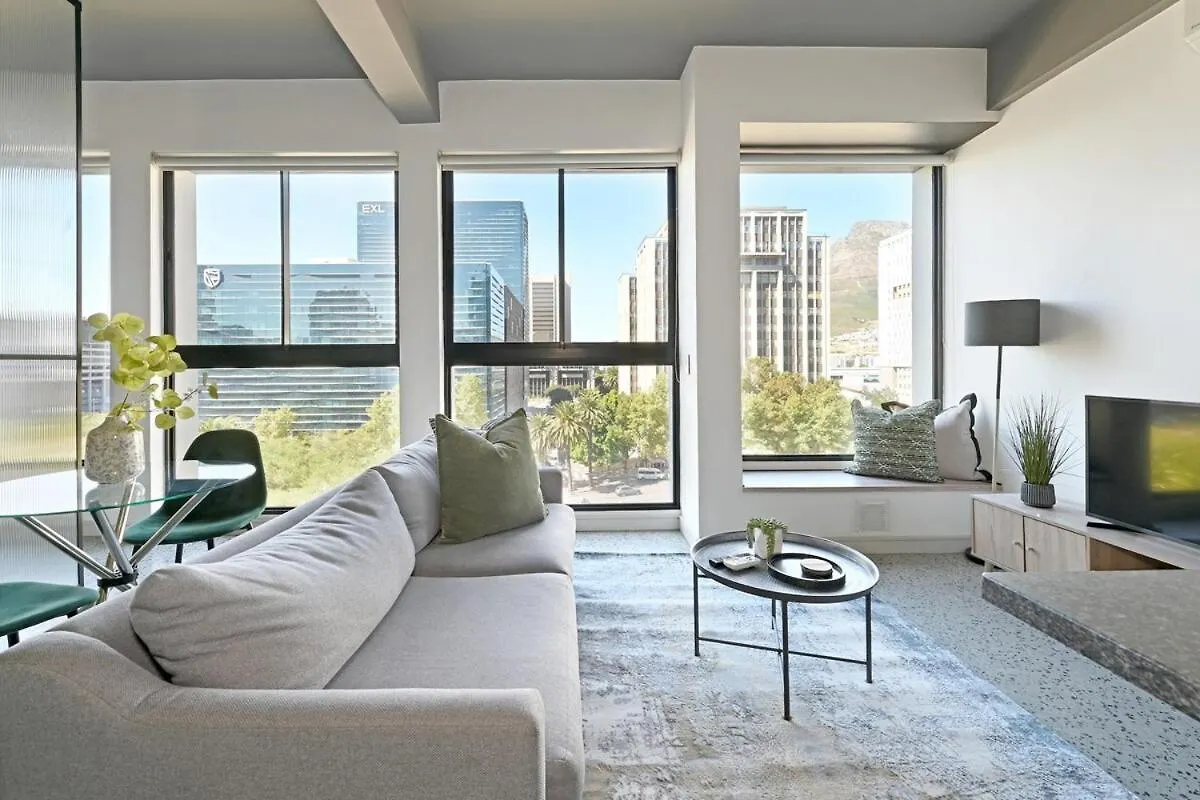 Kira - 1Br Urban Oasis With Views & Rooftop Pool Cape Town Apartment