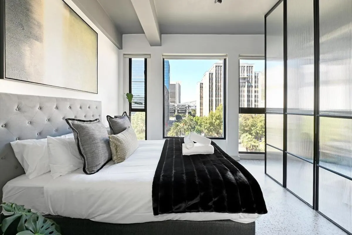Apartment Kira - 1Br Urban Oasis With Views & Rooftop Pool Cape Town