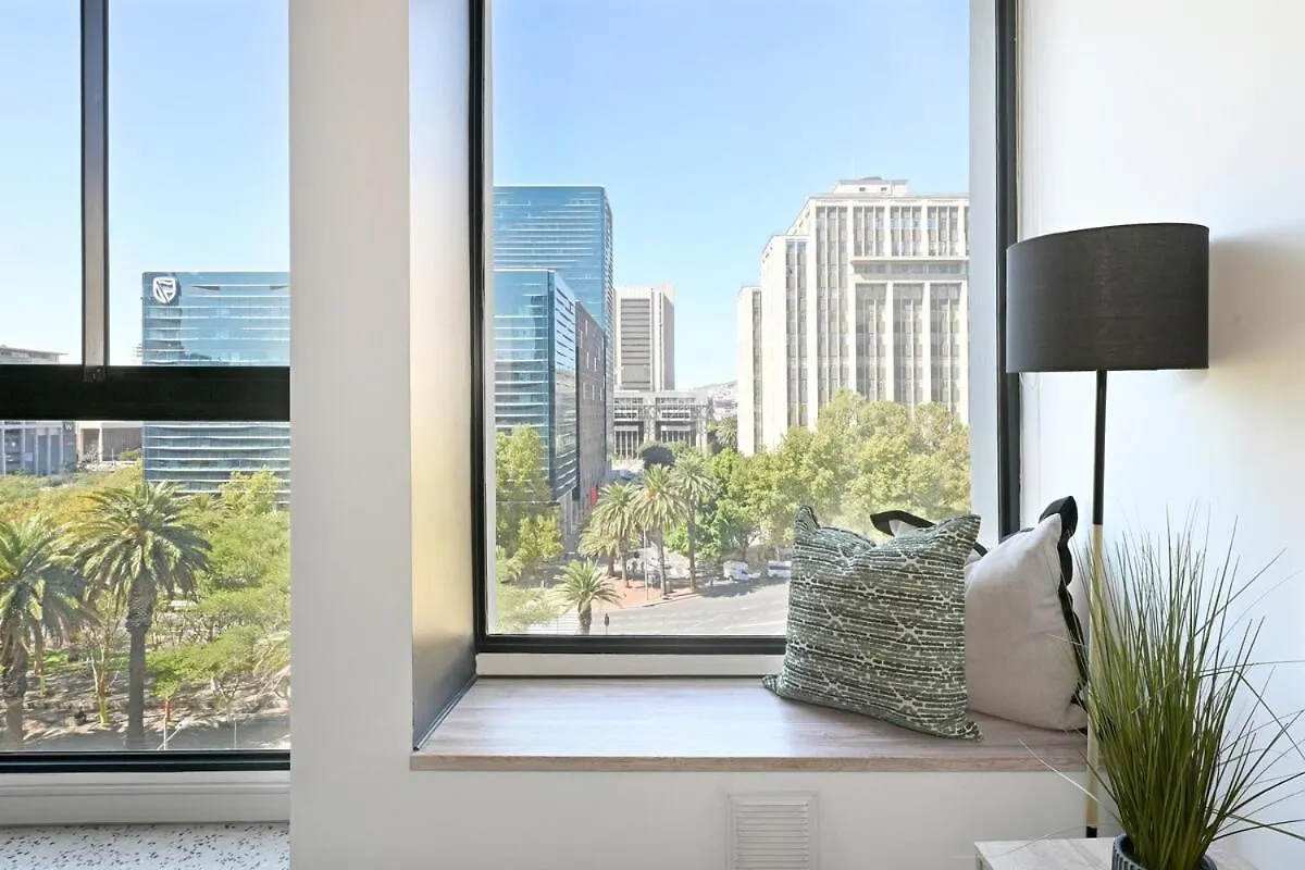 Apartment Kira - 1Br Urban Oasis With Views & Rooftop Pool Cape Town