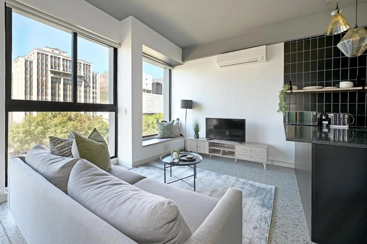 Kira - 1Br Urban Oasis With Views & Rooftop Pool Cape Town